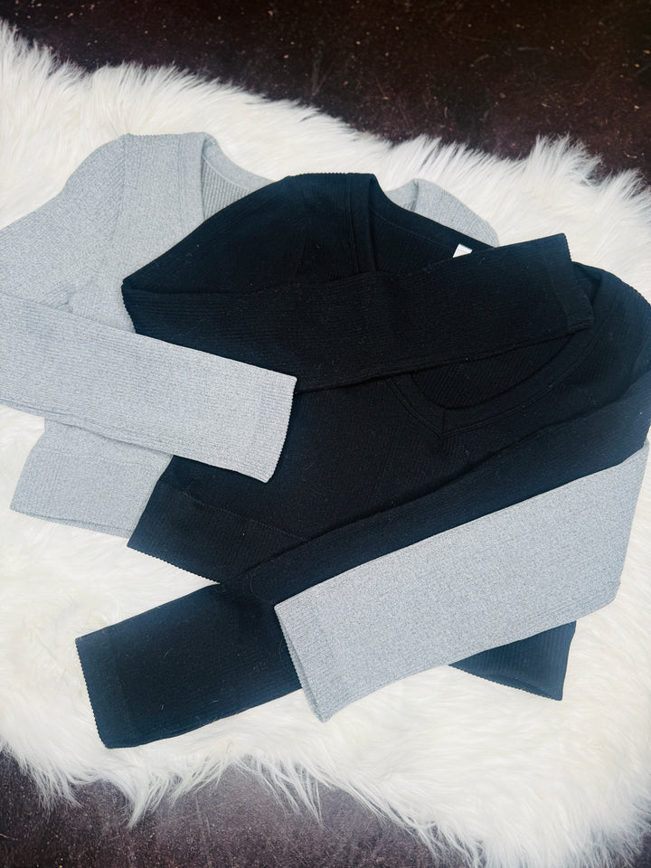 Ribbed Cropped Long Sleeve Top