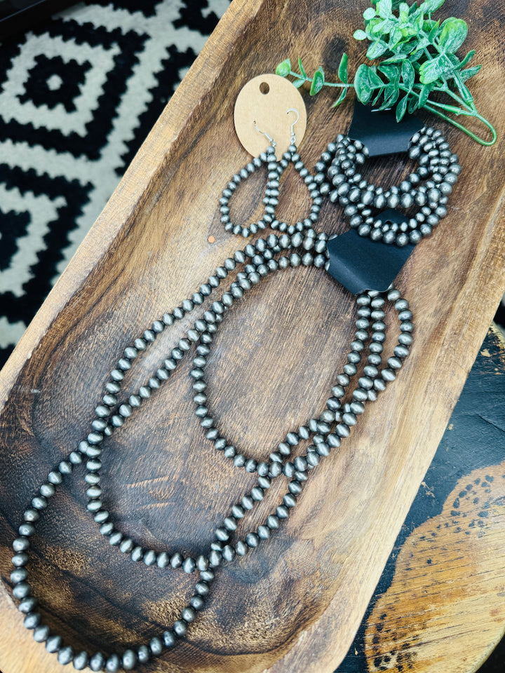 Navajo Pearl Bead Necklace, Earrings and Bracelet Set