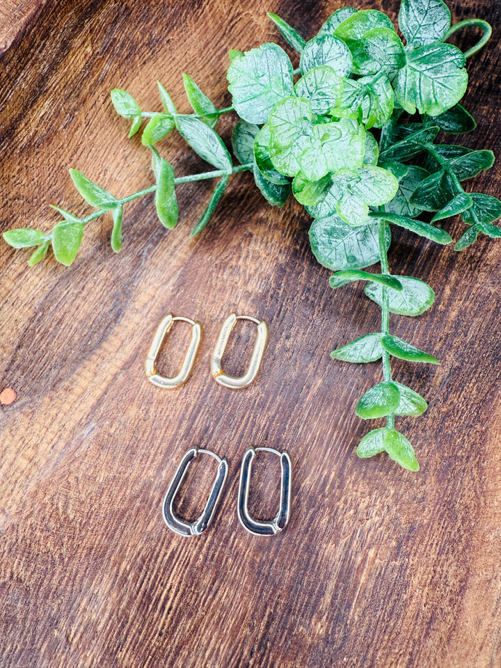 Link Earrings: 2 Colors