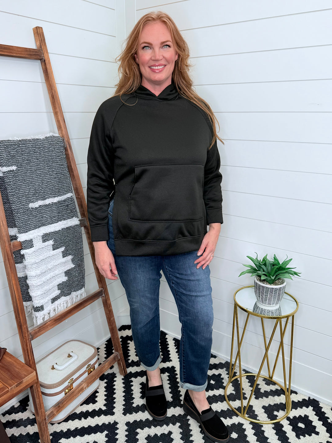 Side Slit Raglan Sleeve Hoodie : 2 Colors