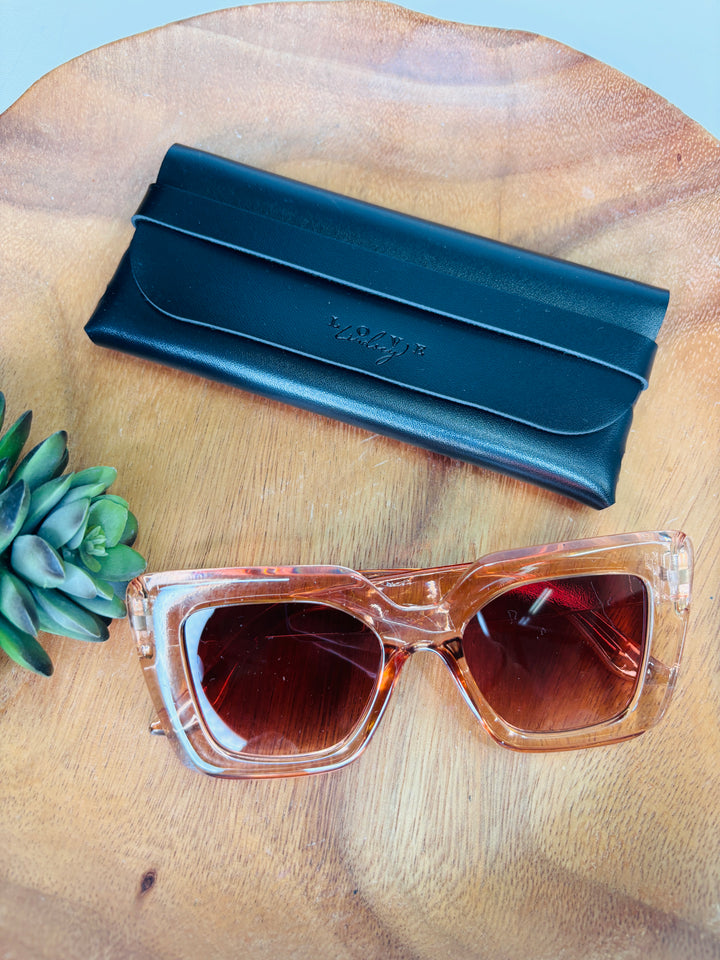 Glam Wide Frame Sunnies