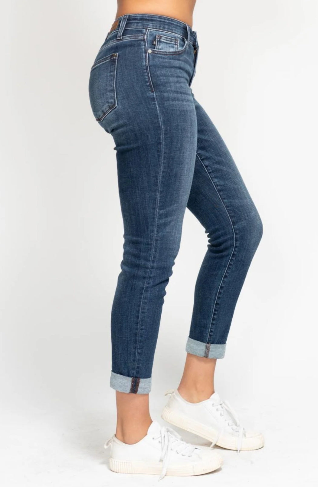 Judy Blue Sadie Slim Straight Mid Rise Jeans