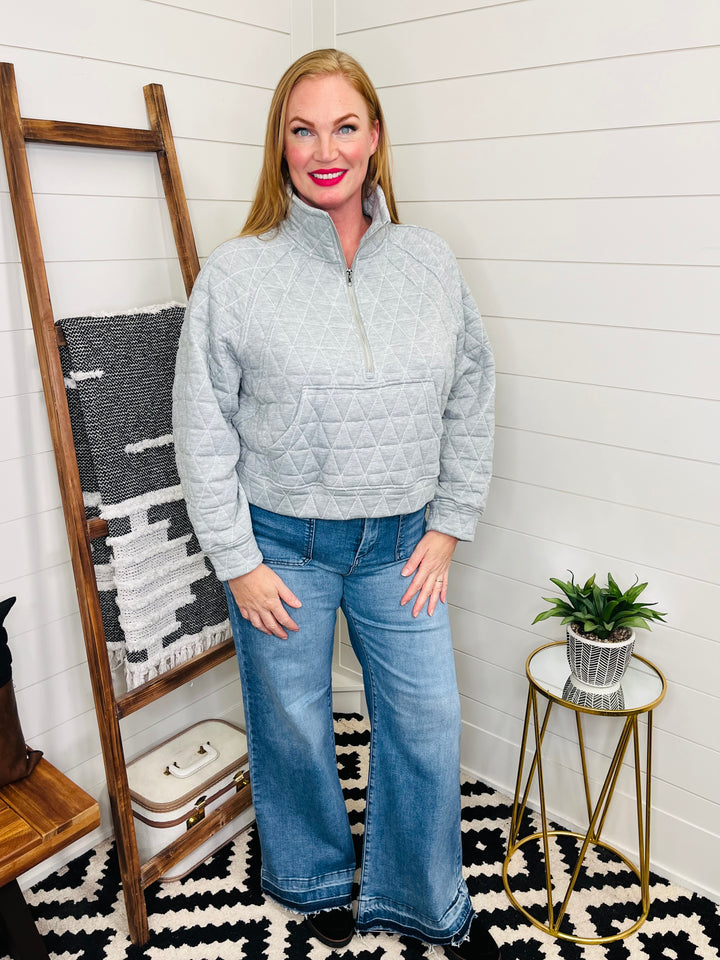 Quilted Half Zip Sweatshirt : 2 Colors