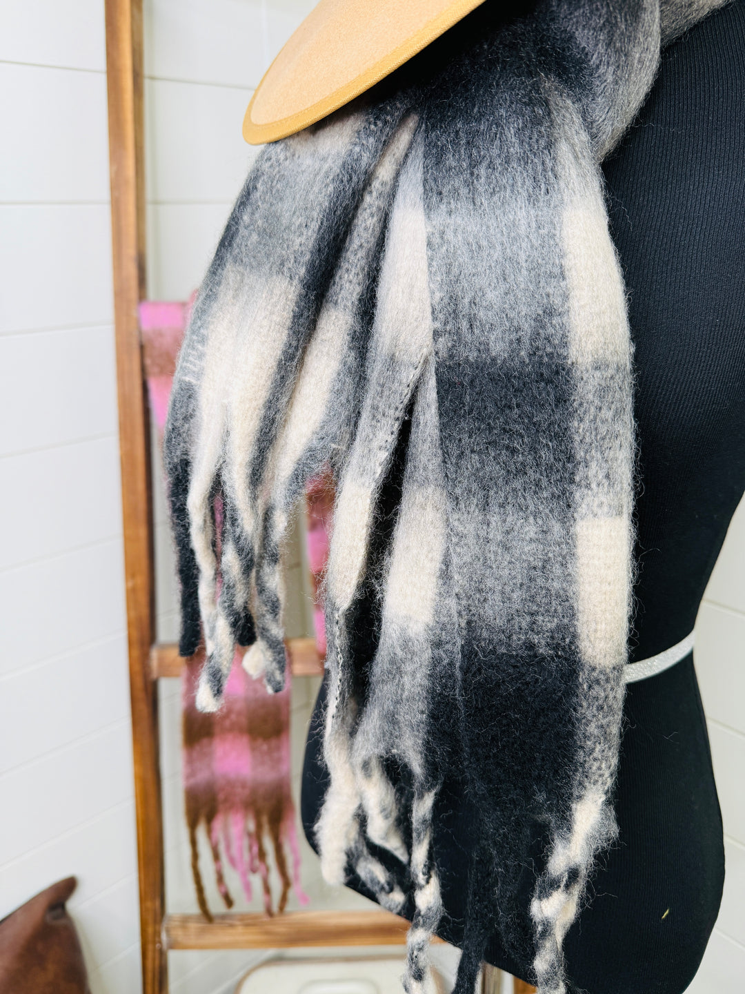 Cozy Fringe Plaid Scarf: 2 Colors