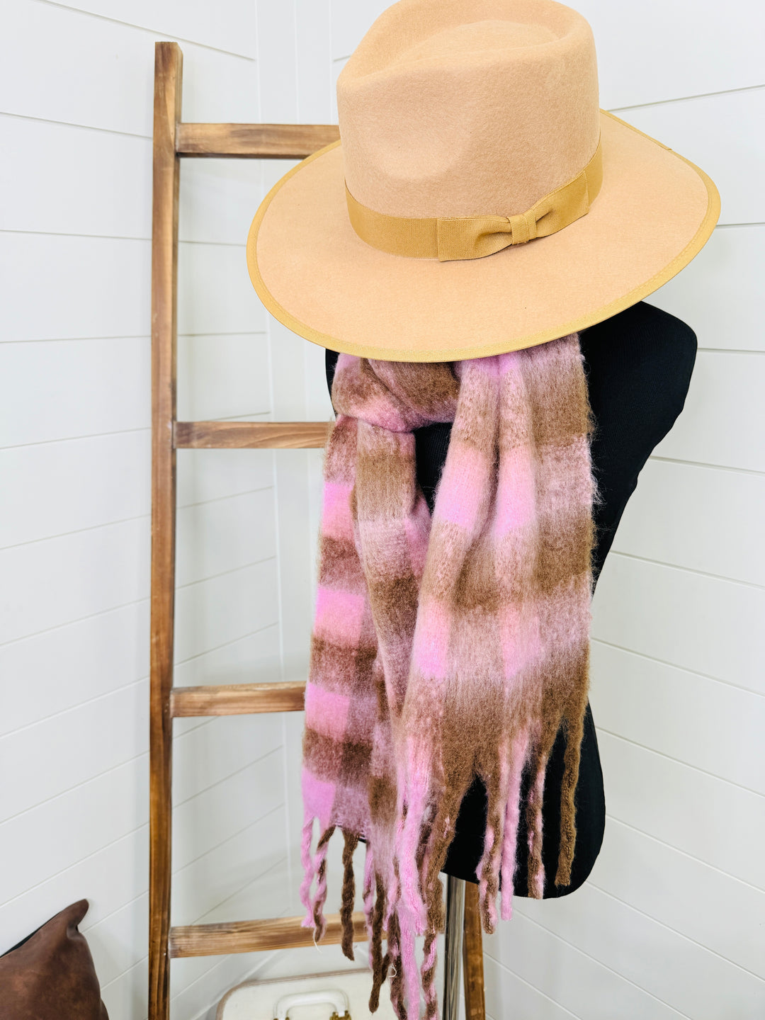 Cozy Fringe Plaid Scarf: 2 Colors