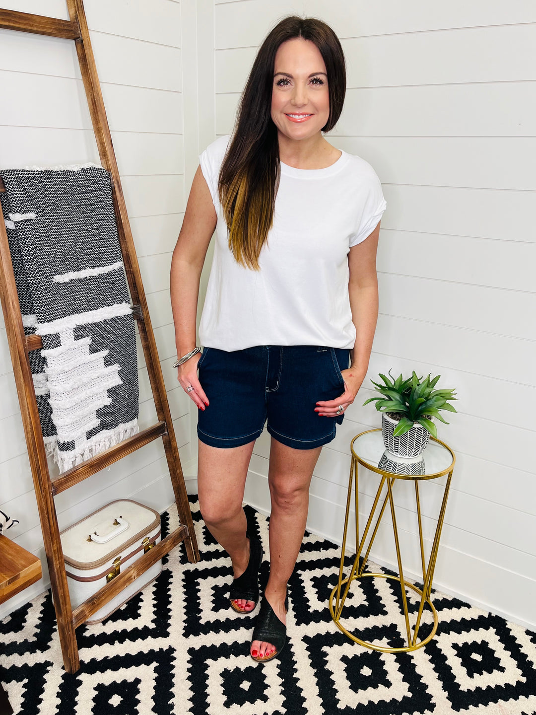 Judy Blue Dark Wash Carpenter Short