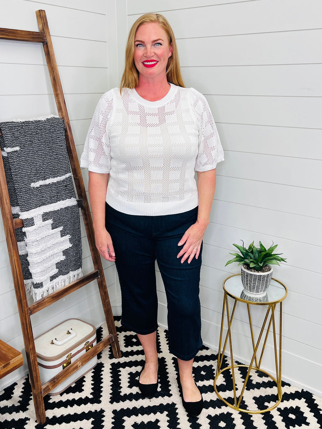 Ribbed Round Neck Knit Top