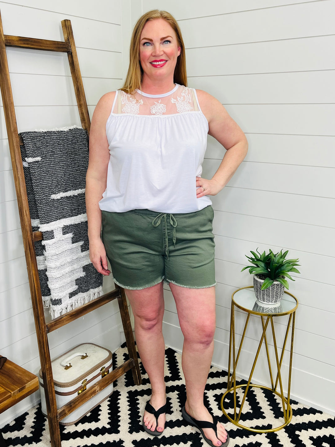 Sage Frayed Hem Pull On Shorts