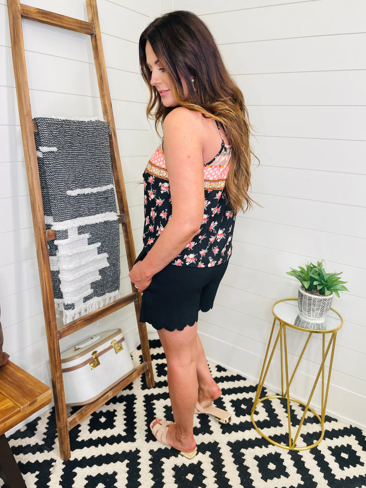 Black Scallop Hem Short