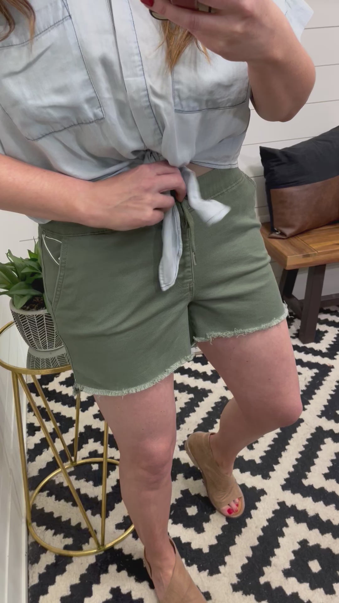 Sage Frayed Hem Pull On Shorts