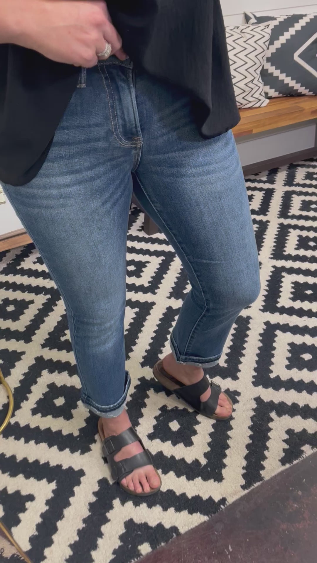 Risen Angie Ankle Straight Leg Jean