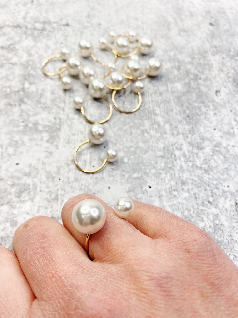 Adjustable Ring: Pearl