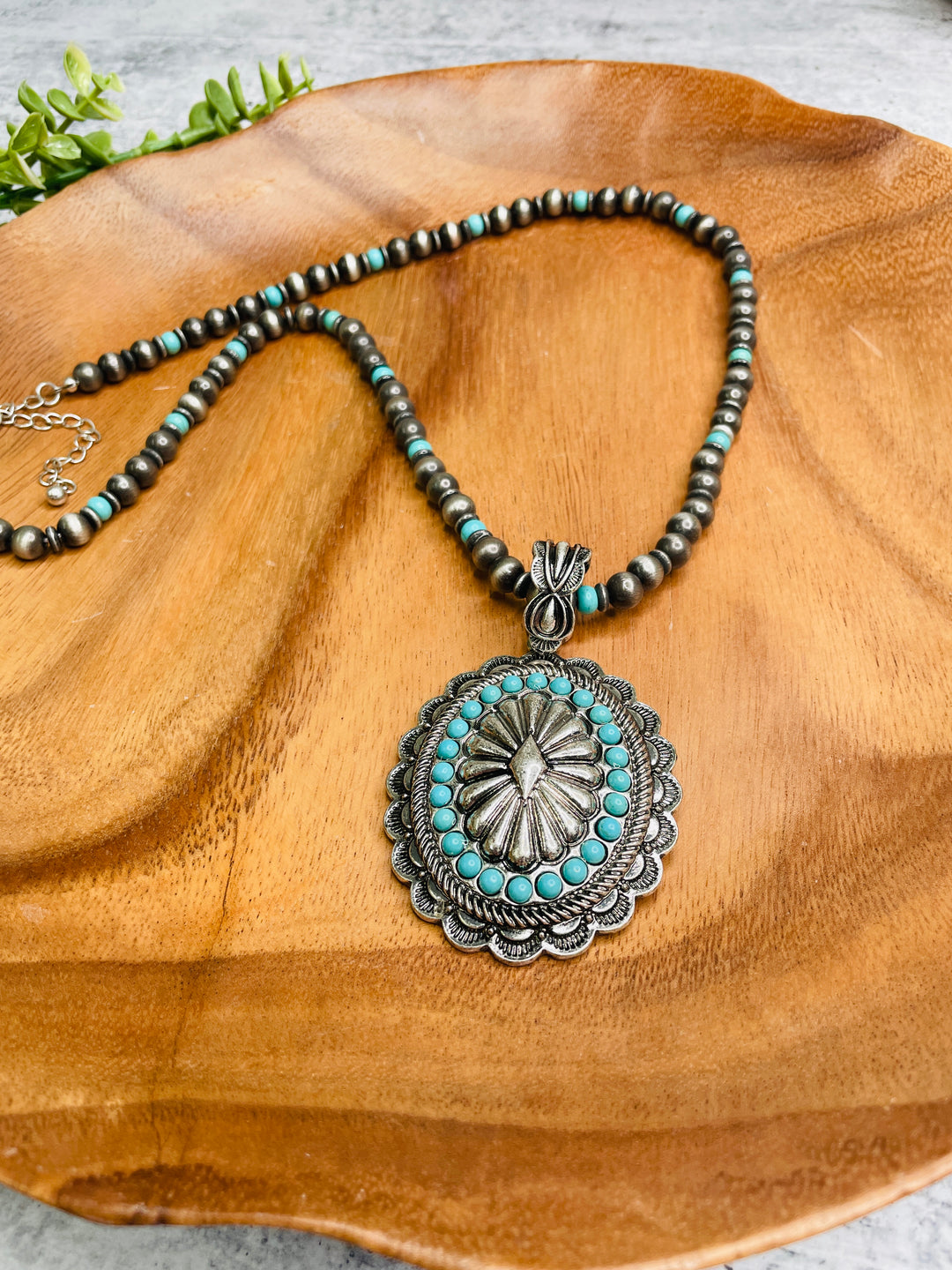 Turquoise Concho Navajo Pearl Necklace