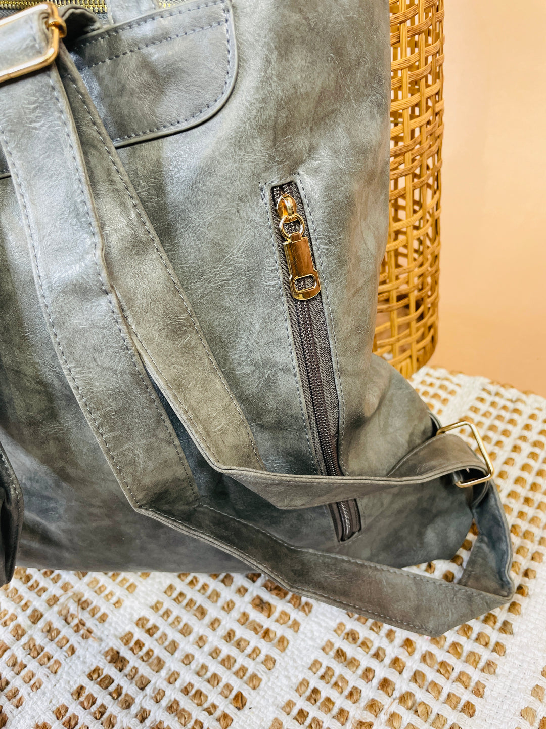 Take It All Backpack : 2 Colors