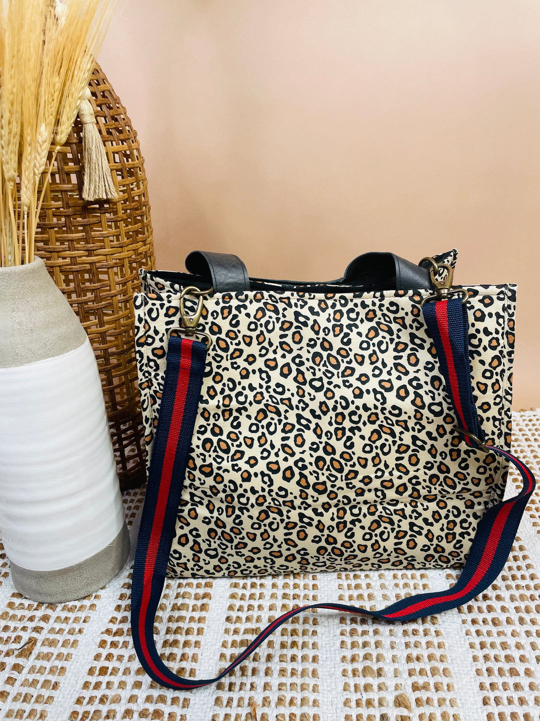 “Carrie” It All : Large Leopard Canvas Tote