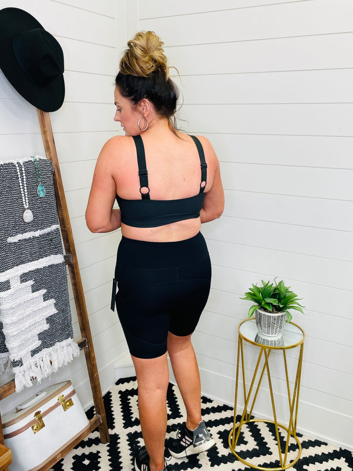 Ribbed Adjustable Strap Sports Bra